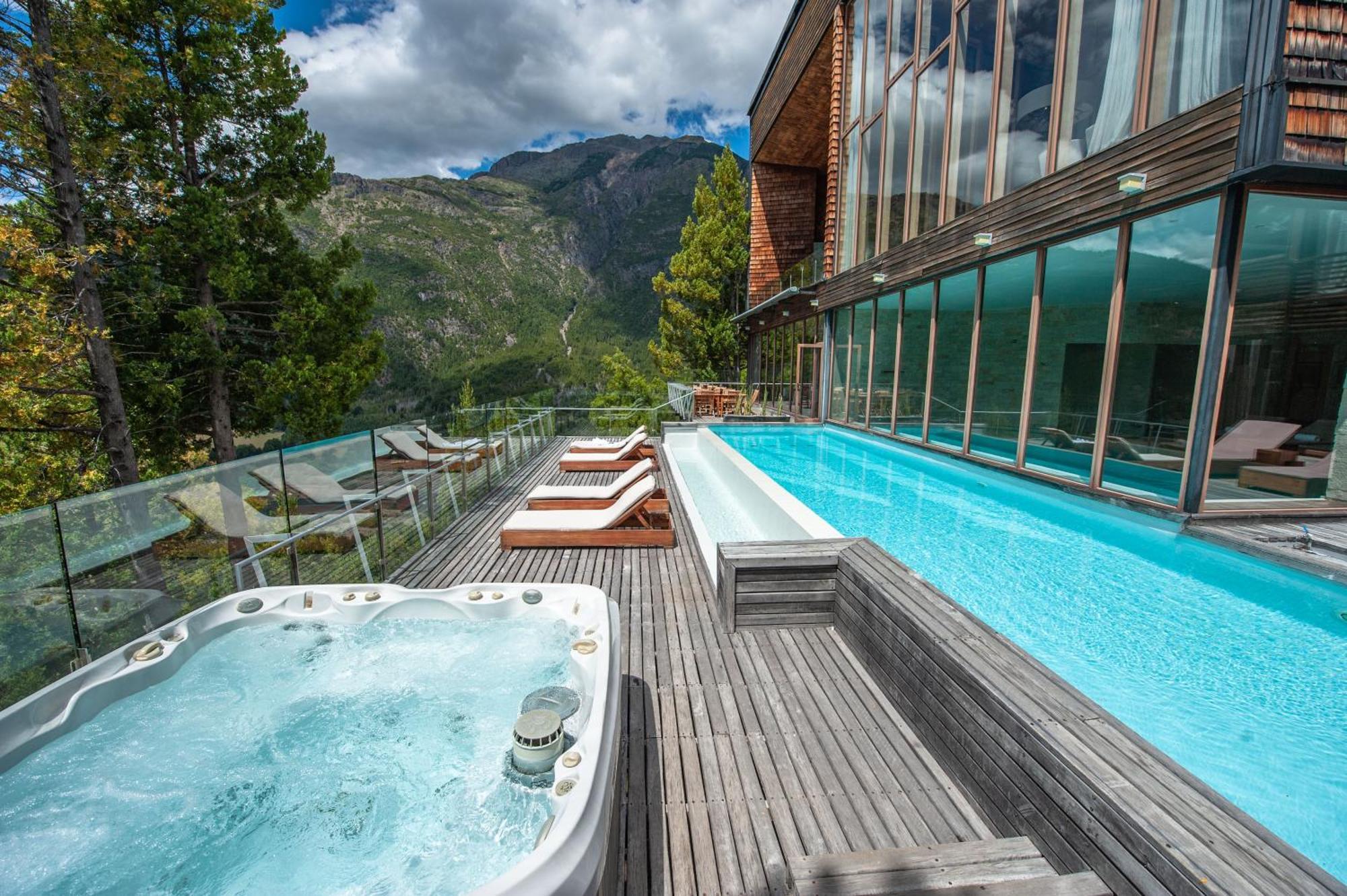 Uman Lodge Patagonia Chile Futaleufú المظهر الخارجي الصورة