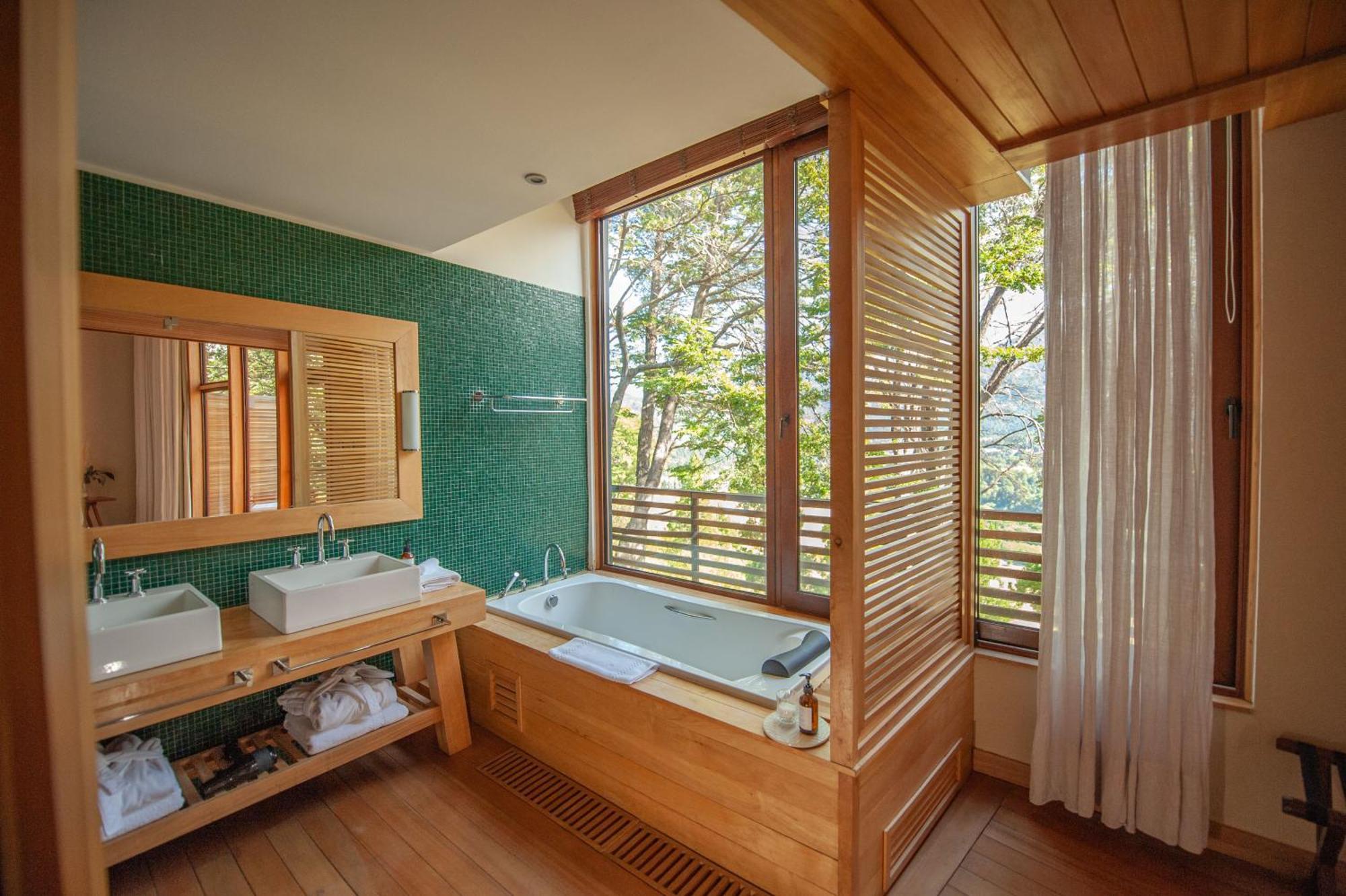Uman Lodge Patagonia Chile Futaleufú المظهر الخارجي الصورة