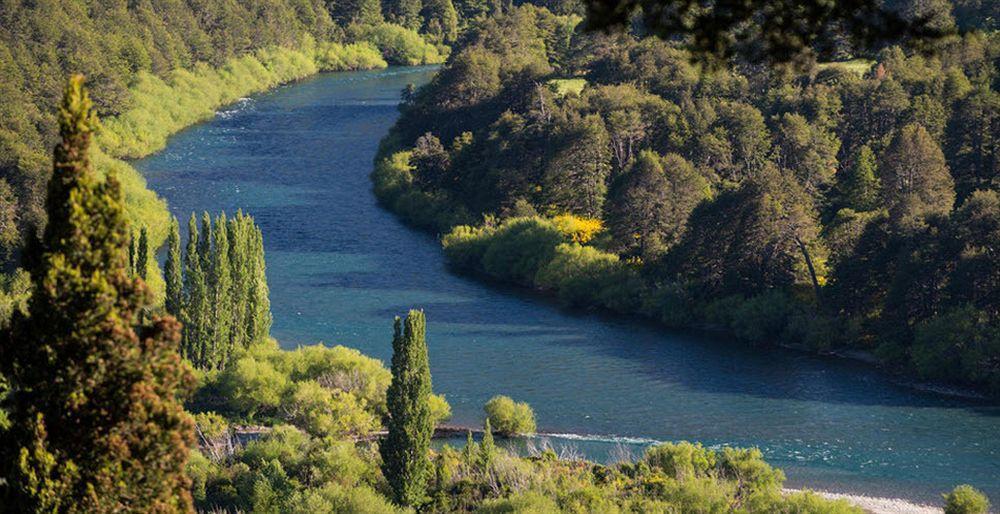 Uman Lodge Patagonia Chile Futaleufú المظهر الخارجي الصورة